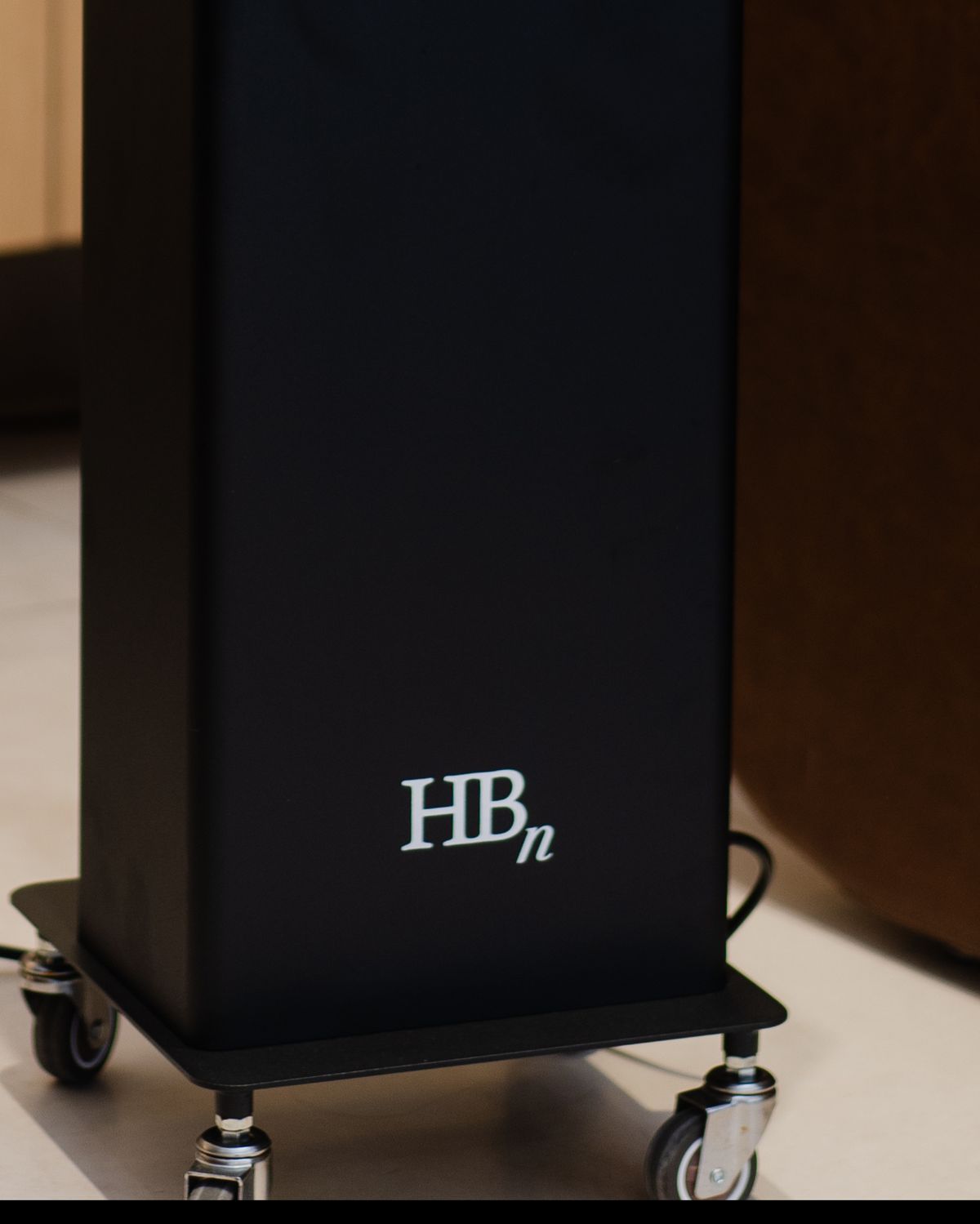 HBN Micro Mist machine base with logo